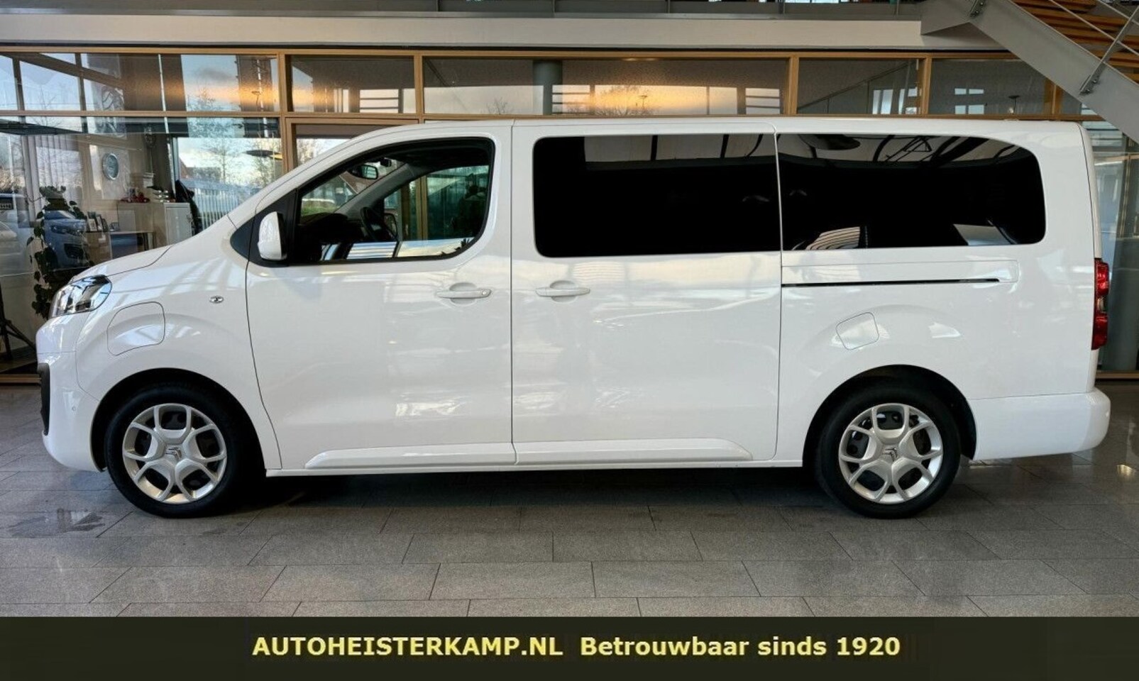 Citroën ë-SpaceTourer - 50kWh Business XL 27.500 EX BTW 8-Zitter 2 Schuifdeuren Camera PDC - AutoWereld.nl