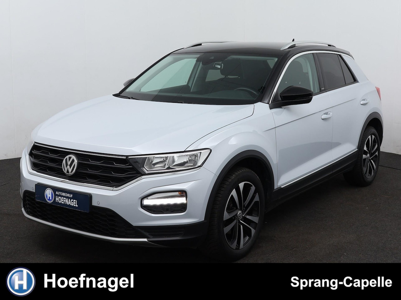 Volkswagen T-Roc - 1.5 TSI United | CarPlay | Stoelverw. | Elektr.klep - AutoWereld.nl