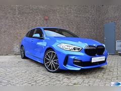 BMW 1-serie - 118i Executive Edition M-Pakket, Apple Carplay, Achteruitrijcamera, Panorama Dak, PDC, Led