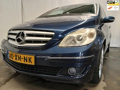 Mercedes-Benz B-klasse - 200 - Trekhaak - LM Velgen - Cruise Controle