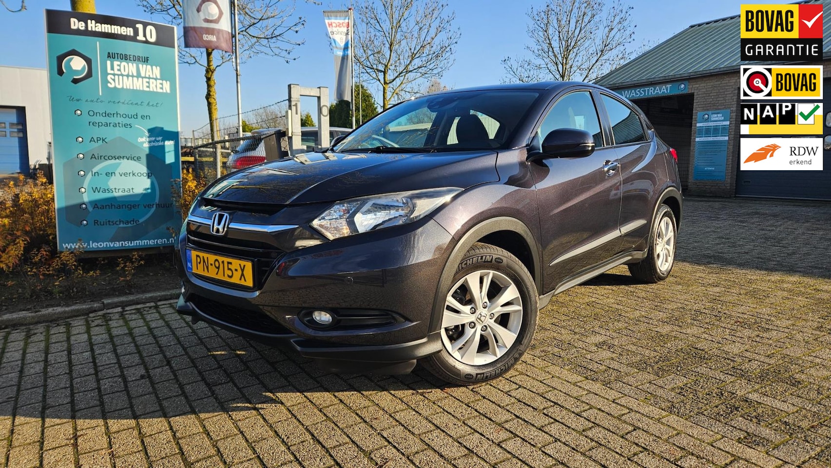 Honda HR-V - 1.5 i-VTEC Elegance l Trekhaak l Climacontrol l Stoelverwarming l Parkeersensoren Voor en - AutoWereld.nl