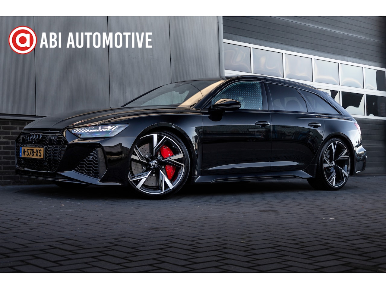 Audi RS6 - Avant 4.0 TFSI 600 pk Quattro S-Line / Keramisch/ Dynamic-Plus/ Pano-Dak/ Night-Vision/ Vi - AutoWereld.nl