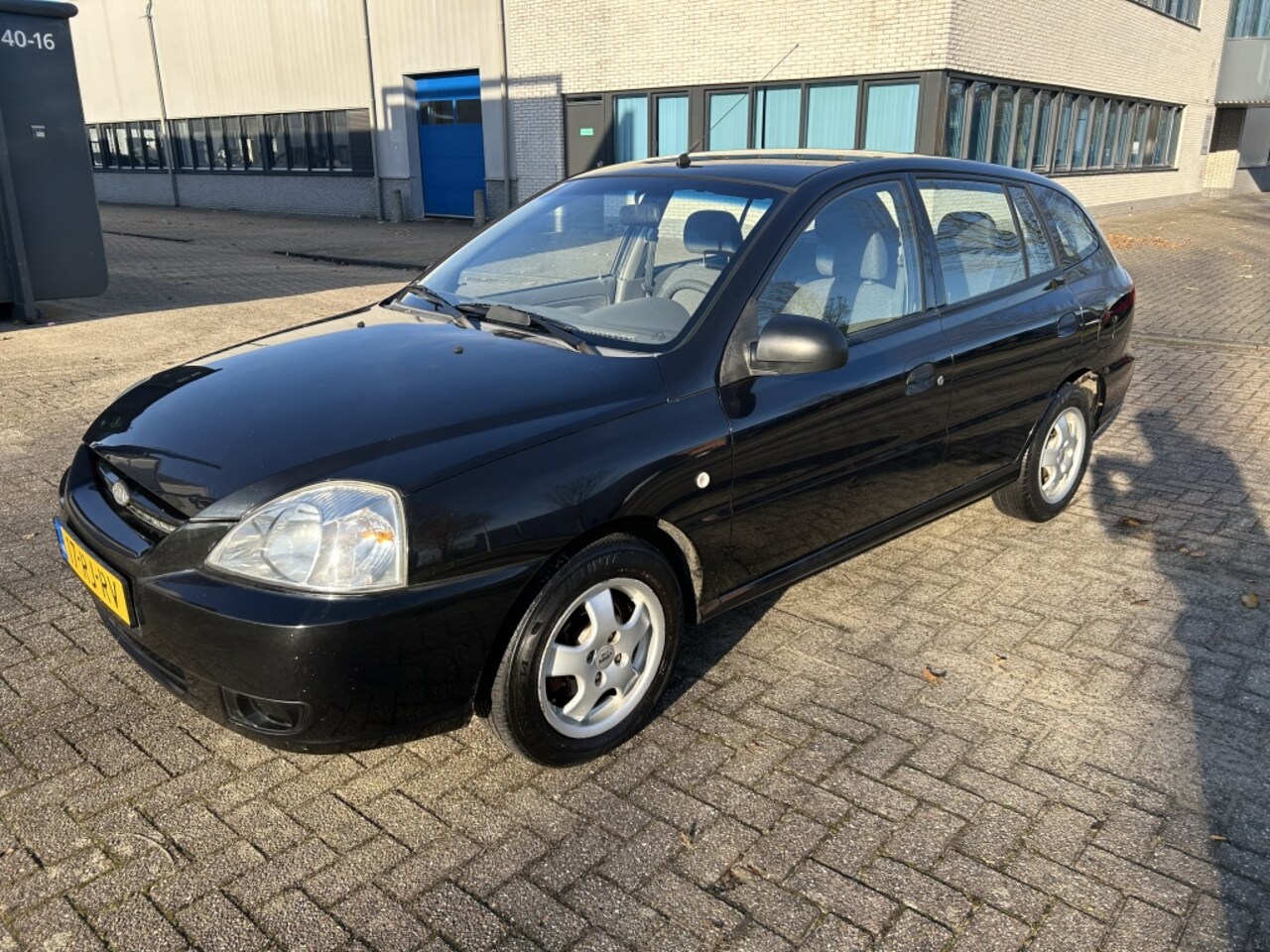 Kia Rio - 1.3 RS Visto 1.3 RS Visto - AutoWereld.nl