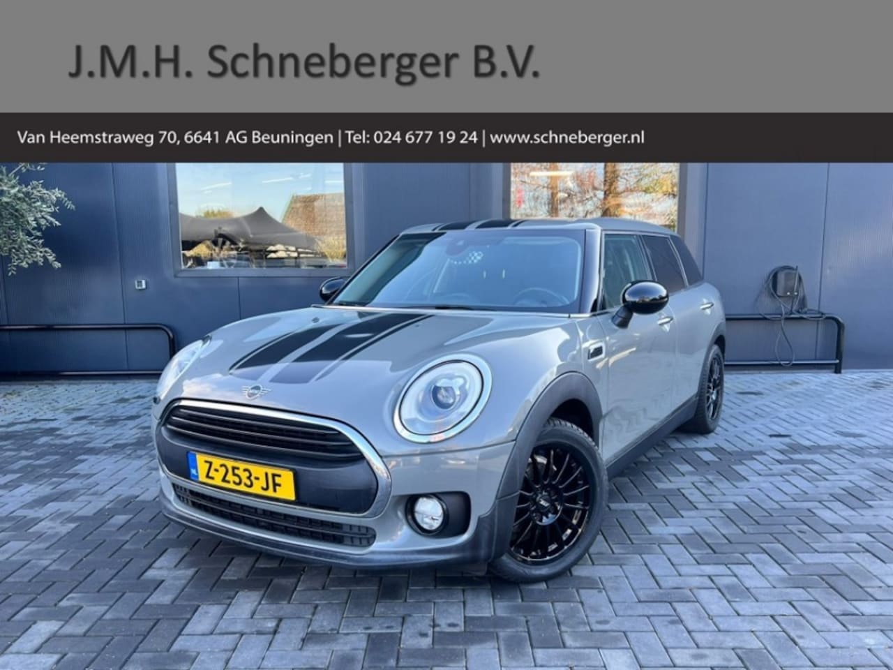 MINI Clubman - 1.5 One Pepper Serious Business / Pdc A / Navi / Stoelverw. - AutoWereld.nl