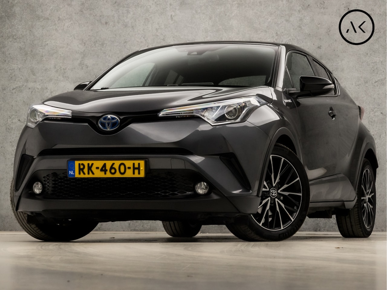 Toyota C-HR - 1.8 Hybrid Bi-Tone Sport Automaat (BLACK EDITION, GROOT NAVI, CAMERA, KEYLESS START, CRUIS - AutoWereld.nl