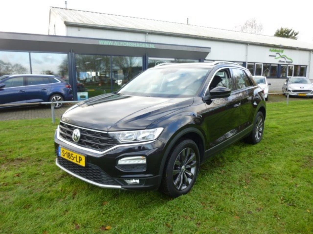 Volkswagen T-Roc - 1.0 TSI SPORT / Apple Car Play / - AutoWereld.nl