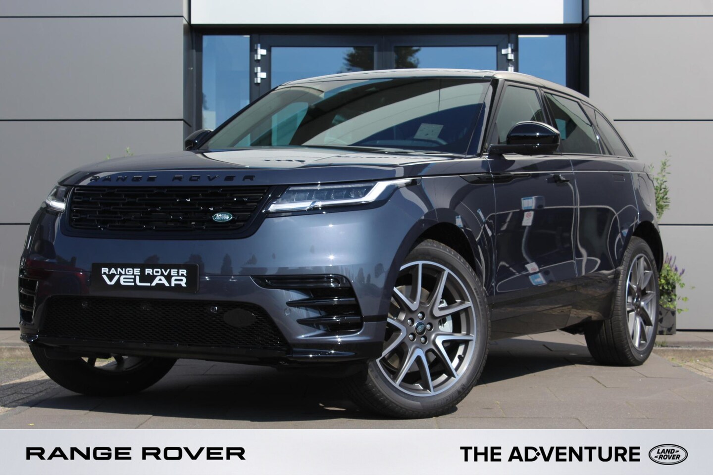 Land Rover Range Rover Velar - 2.0 P400e R-Dynamic HSE Modeljaar 2024 - AutoWereld.nl