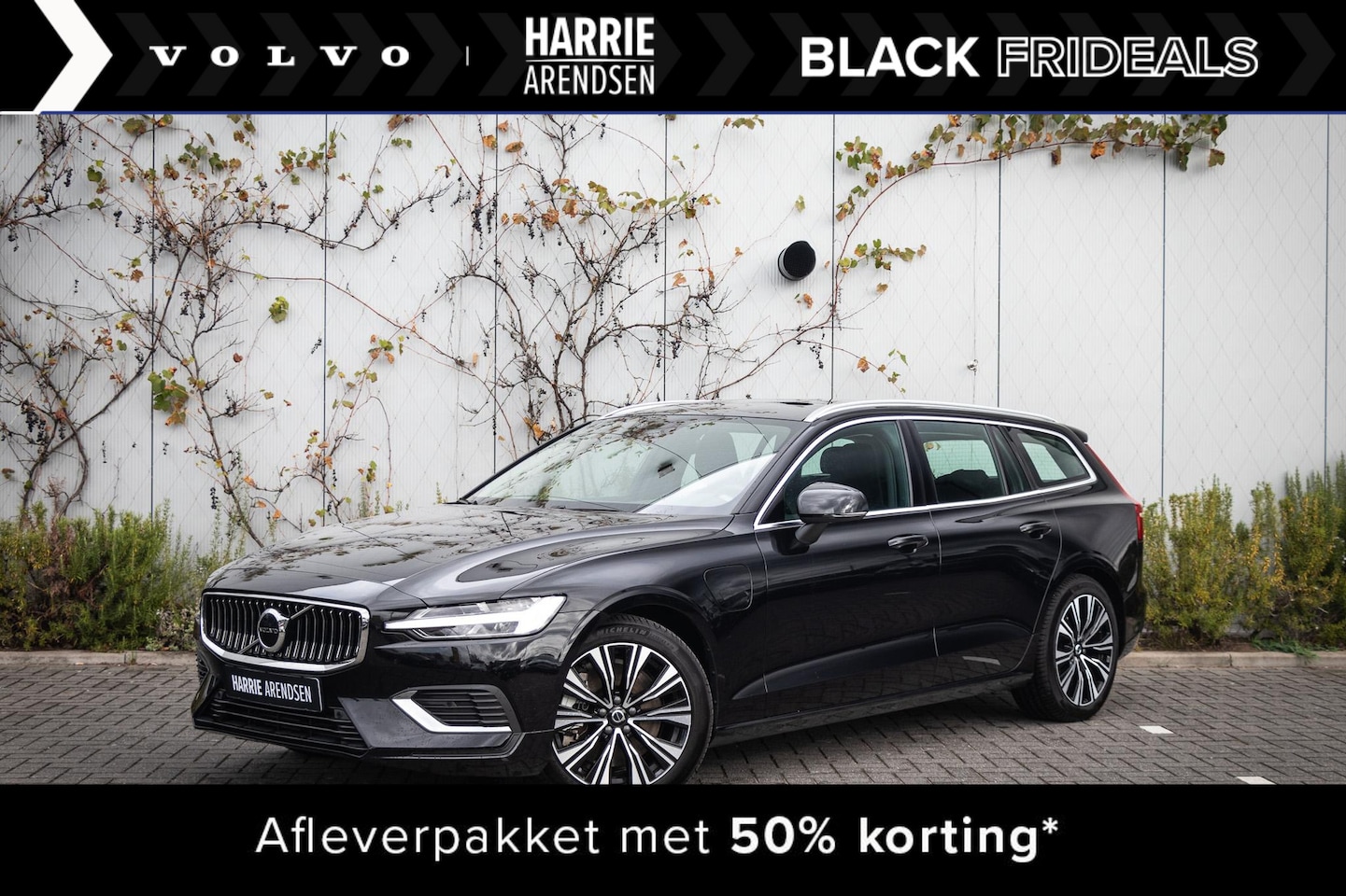 Volvo V60 - Recharge T6 AWD Plus Bright | Adaptieve Cruise Control | Trekhaak | Harman Kardon audio | - AutoWereld.nl