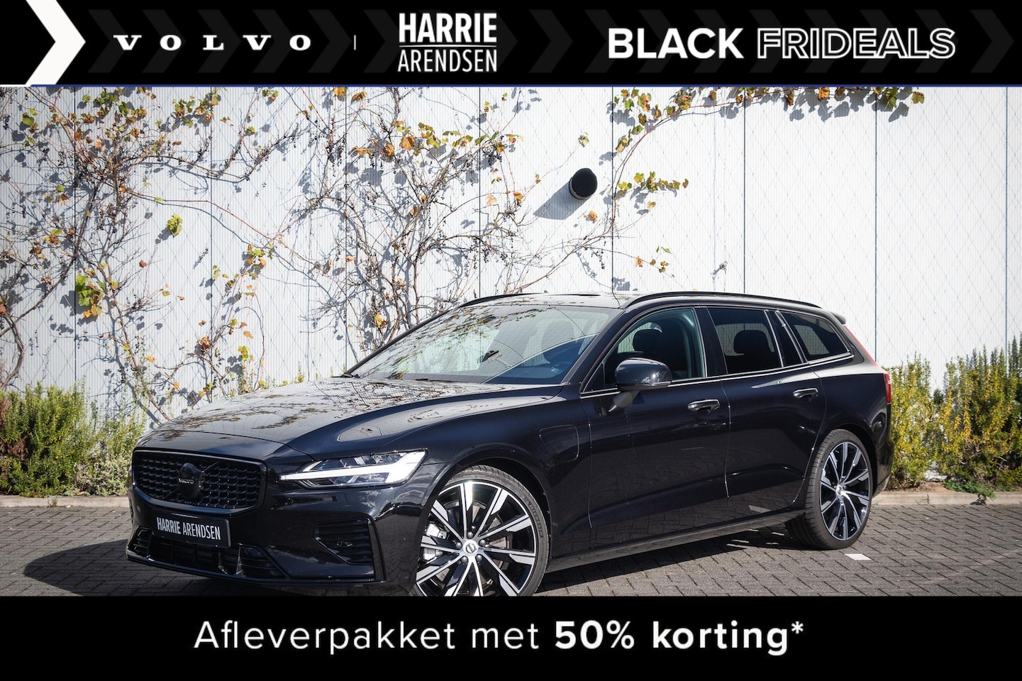 Volvo V60 - T6 Recharge AWD Plus Dark | Adaptieve Cruise Control | Trekhaak | 20 Inch lichtmetalen vel - AutoWereld.nl