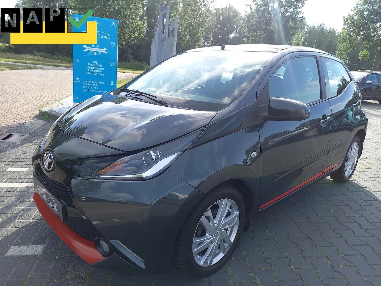 Toyota Aygo - 1.0 VVT-i x-clusiv Ddrs 2015 Blauw x wave cabrio - AutoWereld.nl