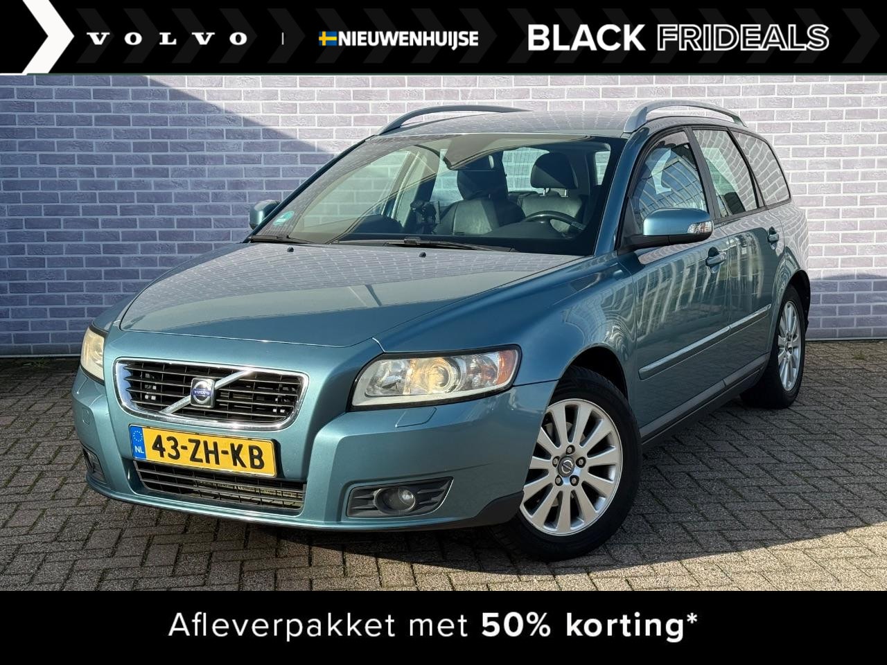 Volvo V50 - 1.8 Edition II | Stoelverwarming | Trekhaak | Cruise Control | Regensensor | Dakrails | Hi - AutoWereld.nl