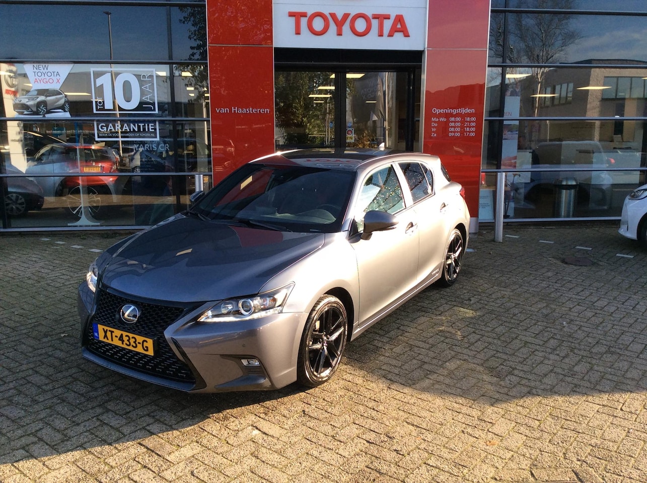 Lexus CT 200h - Hybrid 136pk E-CVT Sport Edition - AutoWereld.nl