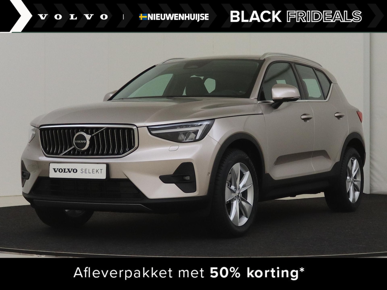 Volvo XC40 - 2.0 B3 Plus Bright | Trekhaak | Stoel + stuurverwarming | 360° Camera | Memory | Harman/Ka - AutoWereld.nl