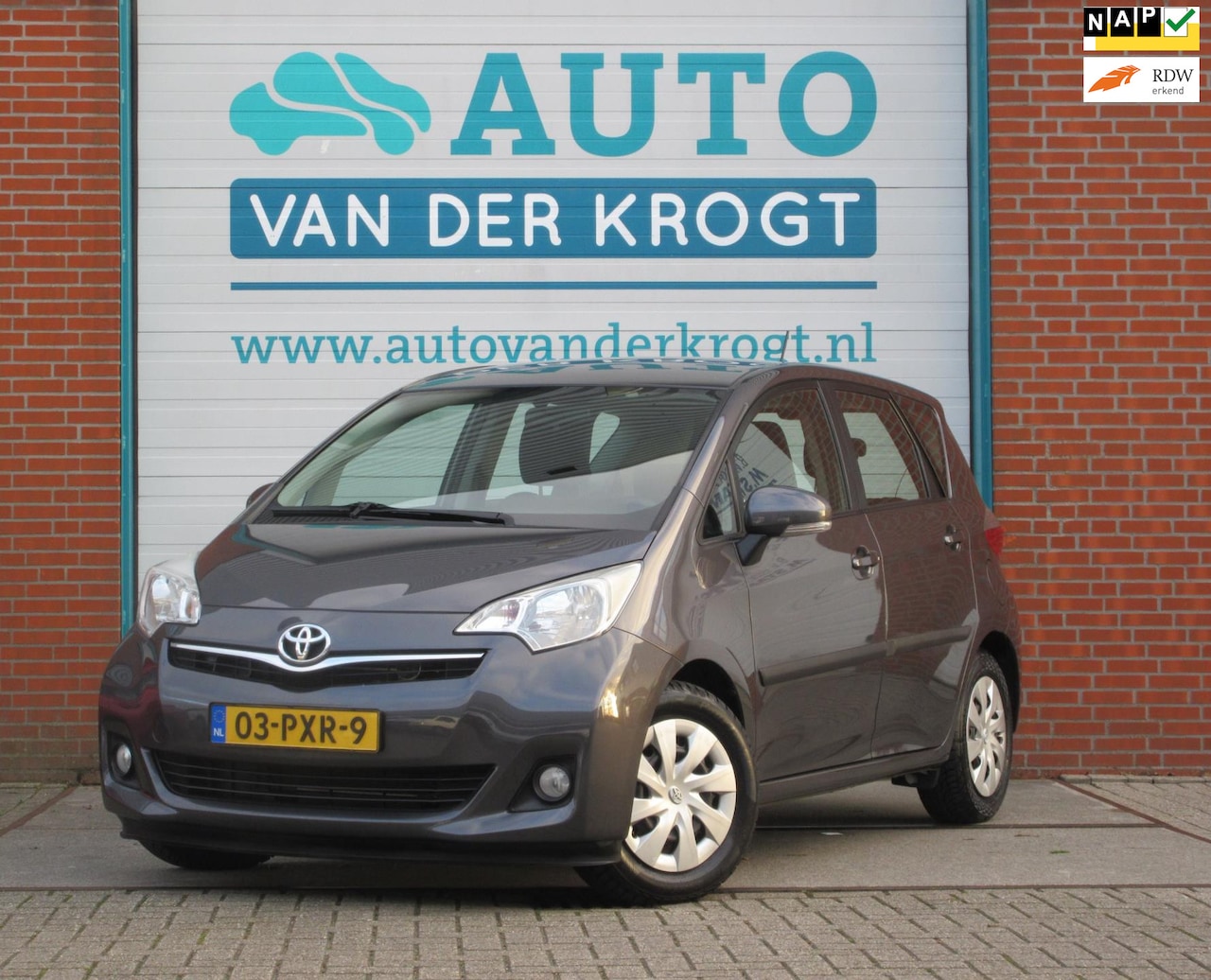 Toyota Verso S - 1.3 VVT-i Aspiration 1.3 VVT-i Aspiration, Automaat, 1e Eig, NL auto, Trekhaak, APK 11-25 - AutoWereld.nl