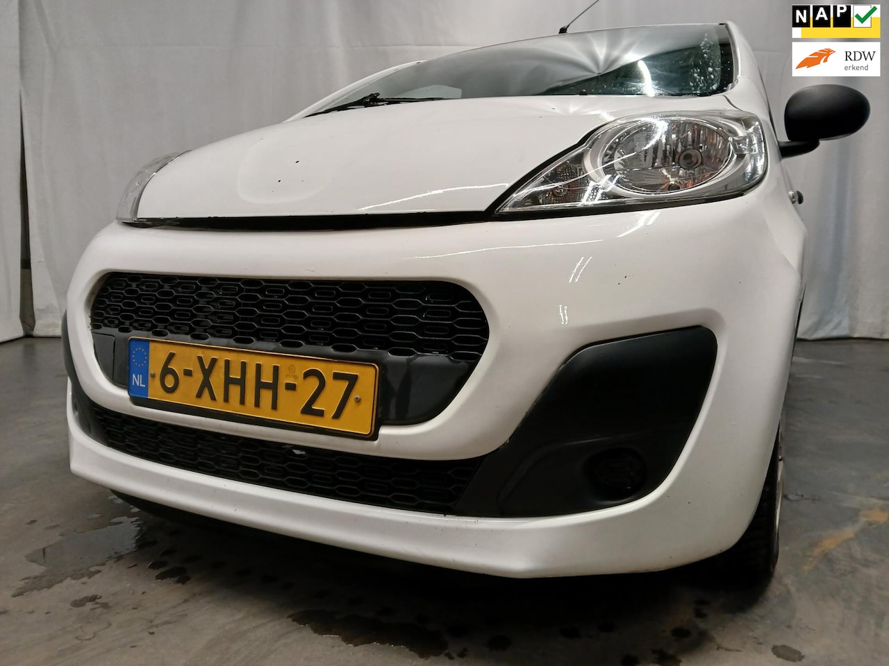 Peugeot 107 - 1.0 Access Accent - Airco - Rechter Frontschade - Schade - AutoWereld.nl