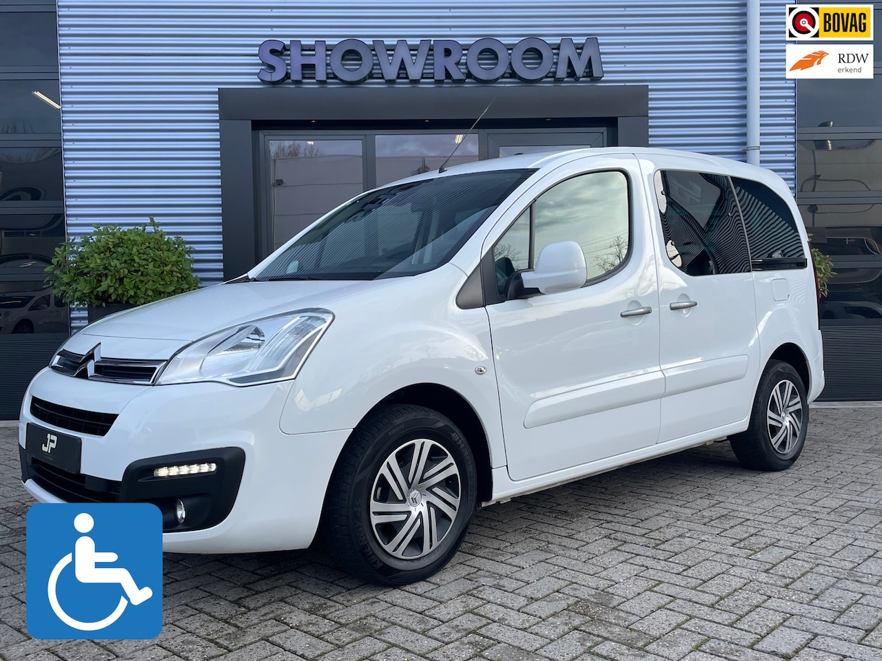 Citroën Berlingo - 1.6 BlueHDi Feel Rolstoelauto 5+1 Automaat|Airco|Camera|Cruisecontrol|PDC - AutoWereld.nl