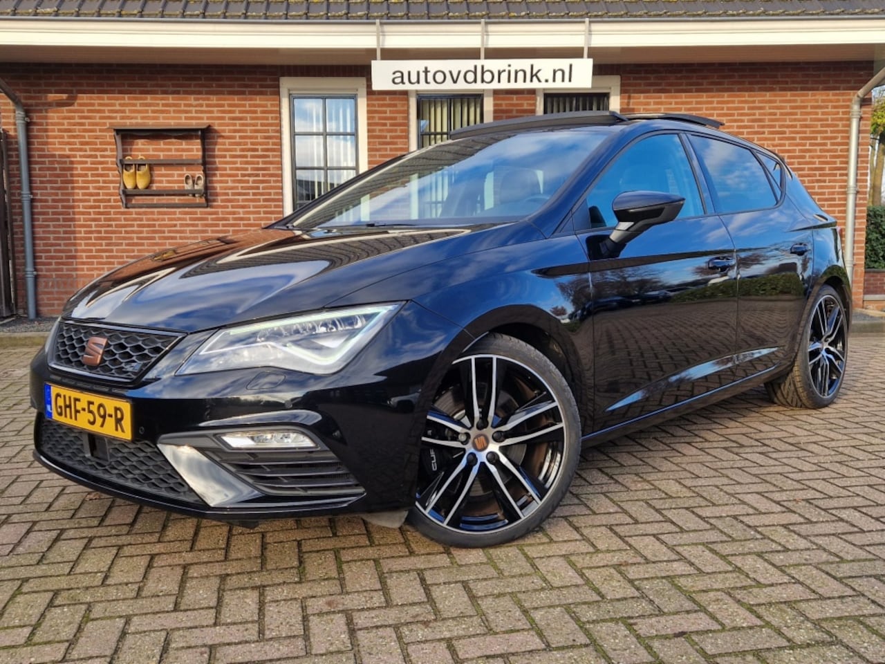 Seat Leon - Leon 2.0 TSI Cupra OPF, NW BANDEN APPLE CARPLAY / ANDROID AUTO / - AutoWereld.nl