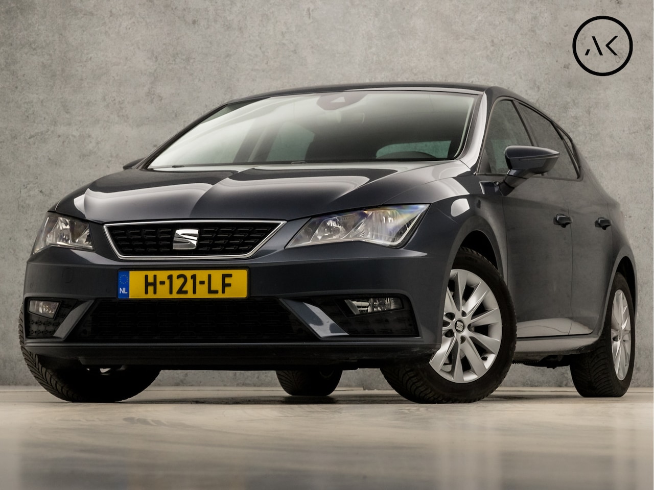 Seat Leon - 1.5 TSI Luxury 150Pk Automaat (DIGITAL COCKPIT, APPLE CARPLAY, NAVIGATIE, CAMERA, GETINT G - AutoWereld.nl