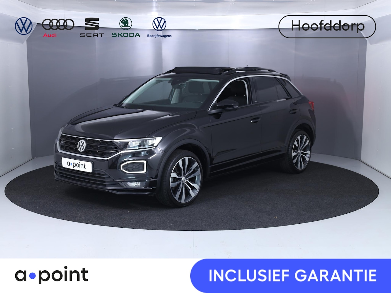 Volkswagen T-Roc - 1.5 TSI Sport Business R 150pk DSG| R-line exterieur| Pano-dak| Trekhaak| Navi| 19'LM-velg - AutoWereld.nl