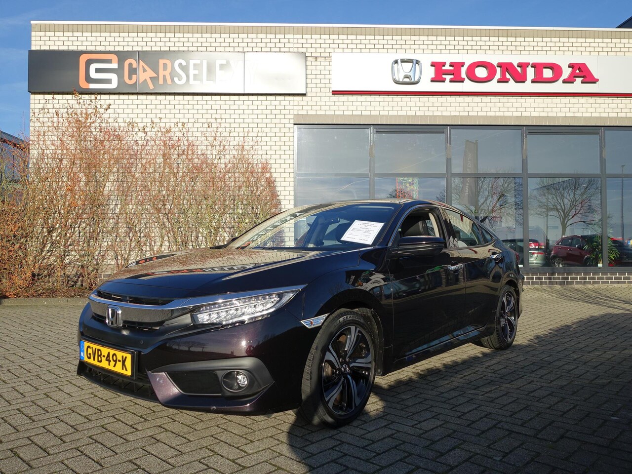 Honda Civic - 1.5 i-VTEC 182pk 4D Executive + 4 Seizoenenbanden - AutoWereld.nl