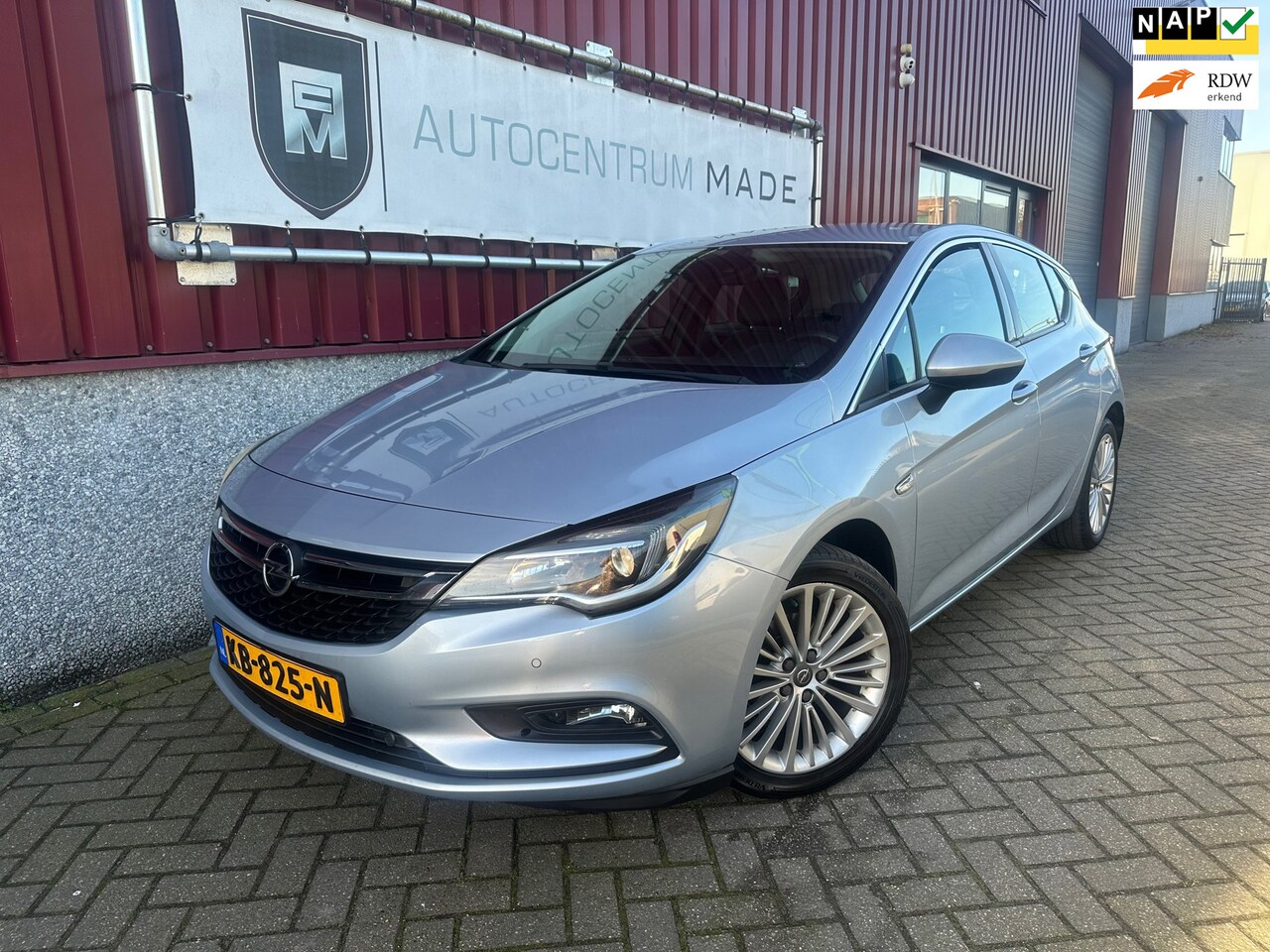 Opel Astra - 1.0 Innovation // Clima // Navi // PDC // - AutoWereld.nl