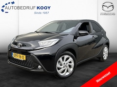 Toyota Aygo X - 1.0 VVT-i First Edition / Camera / Climate / CarPlay