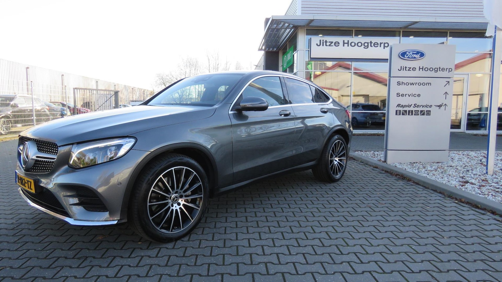 Mercedes-Benz GLC-klasse Coupé - 250 4MATIC Business Solution AMG 250 4MATIC Business Solution AMG Trekhaak, 122111 km !!! - AutoWereld.nl