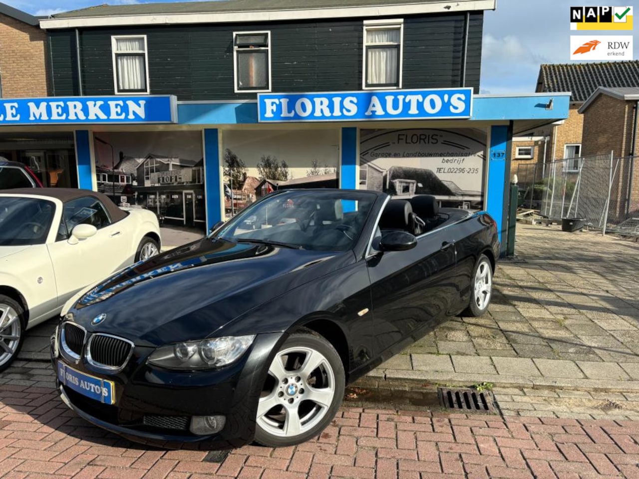 BMW 3-serie Cabrio - 320i Executive I Leer I Cruise I Climate I - AutoWereld.nl