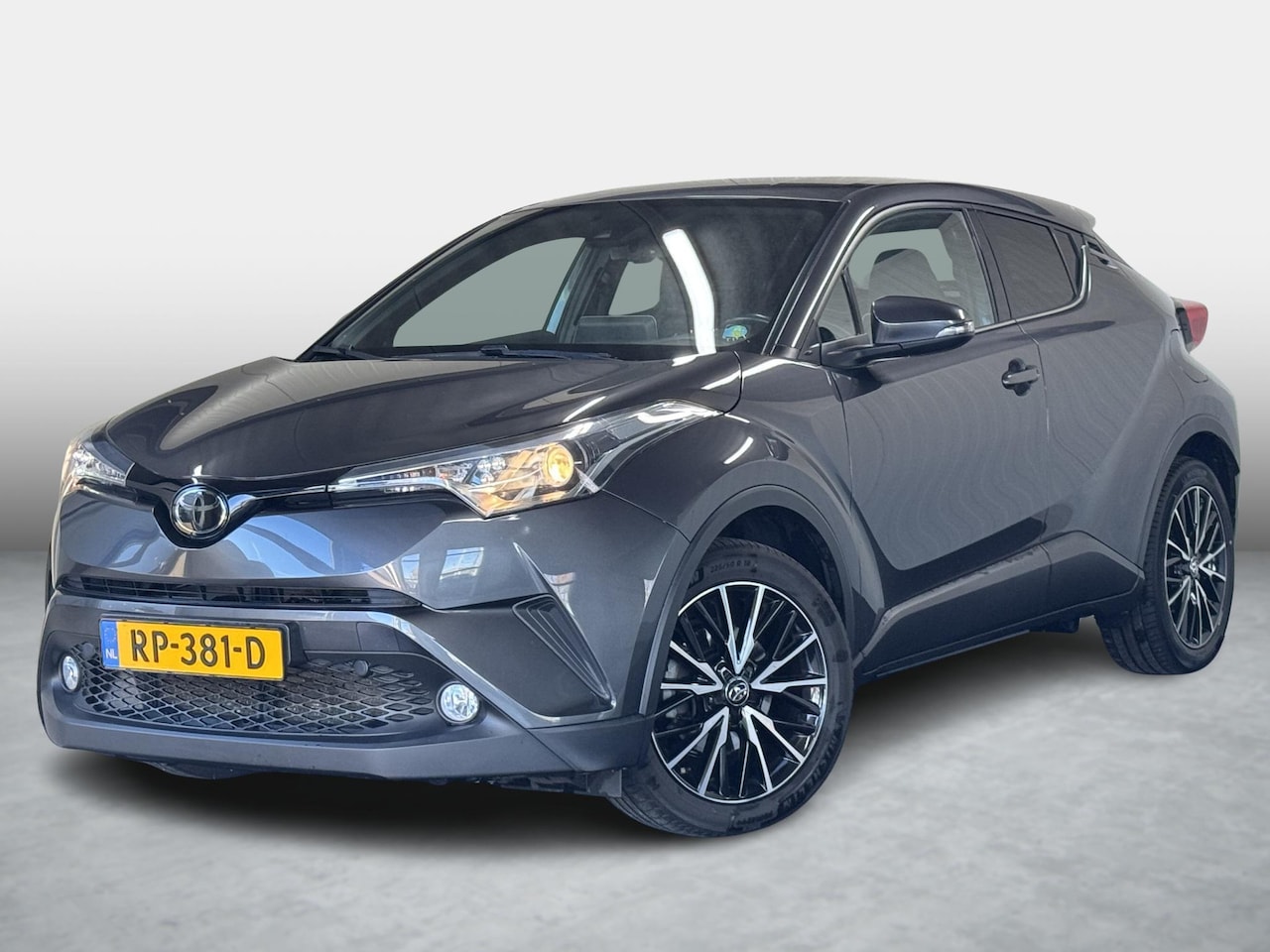 Toyota C-HR - 1.2 Dynamic Navigatie Trekhaak Eerste Eigenaar - AutoWereld.nl