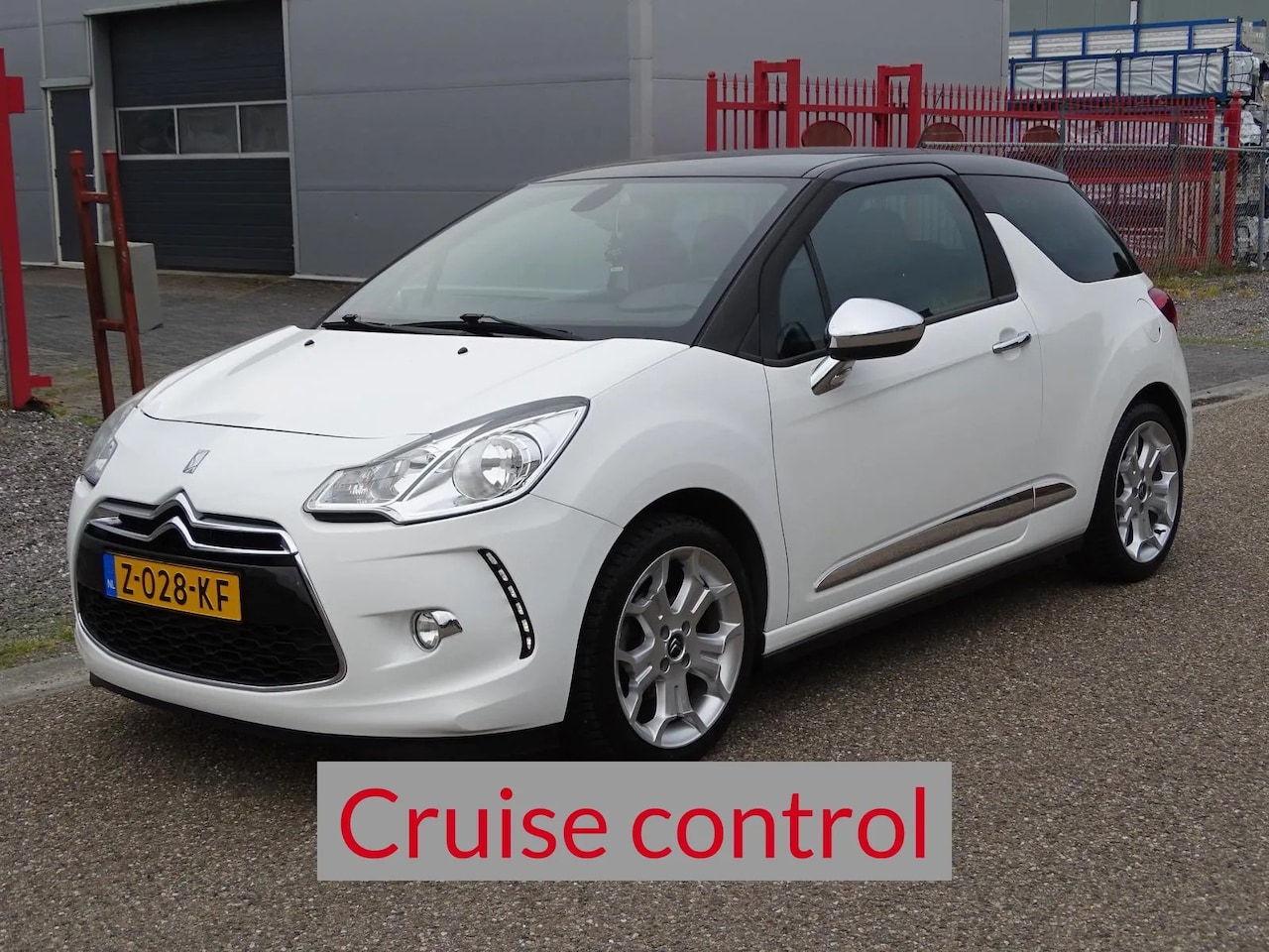 Citroën DS3 - 1.2 VTi Chic 1.2 VTi Chic - AutoWereld.nl