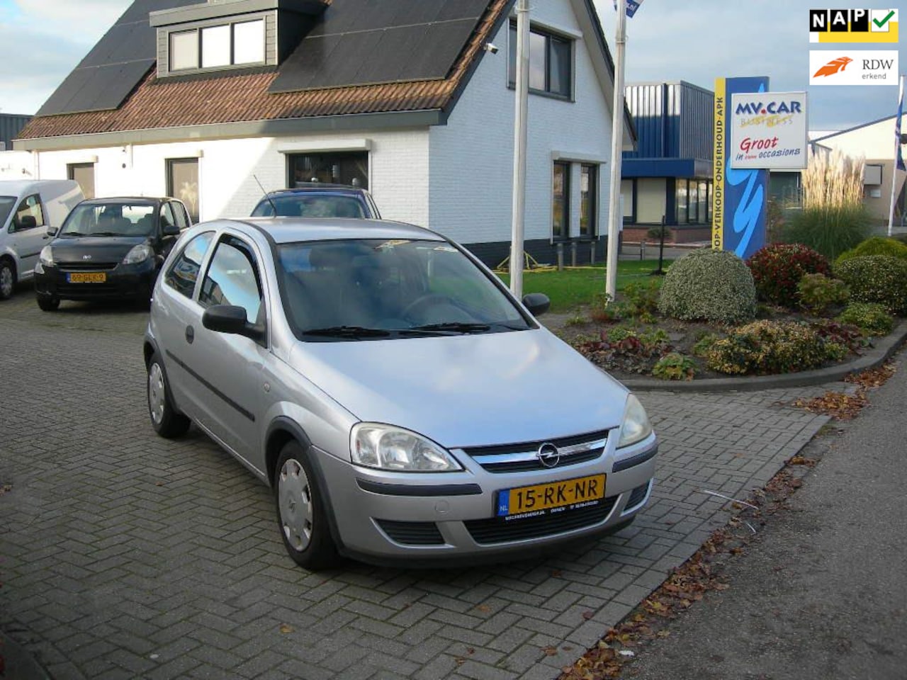 Opel Corsa - 1.2-16V Rhythm 1.2-16V Rhythm - AutoWereld.nl