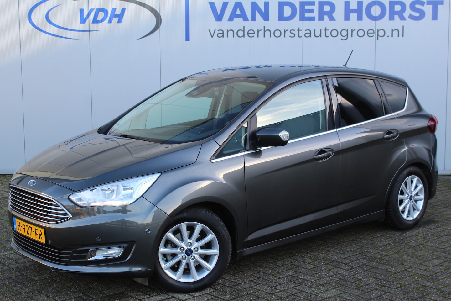 Ford C-Max - 1.0-125pk Titanium. Keurige, luxe en goed onderhoud wagen. Volautm. airco dual, stoel-, st - AutoWereld.nl