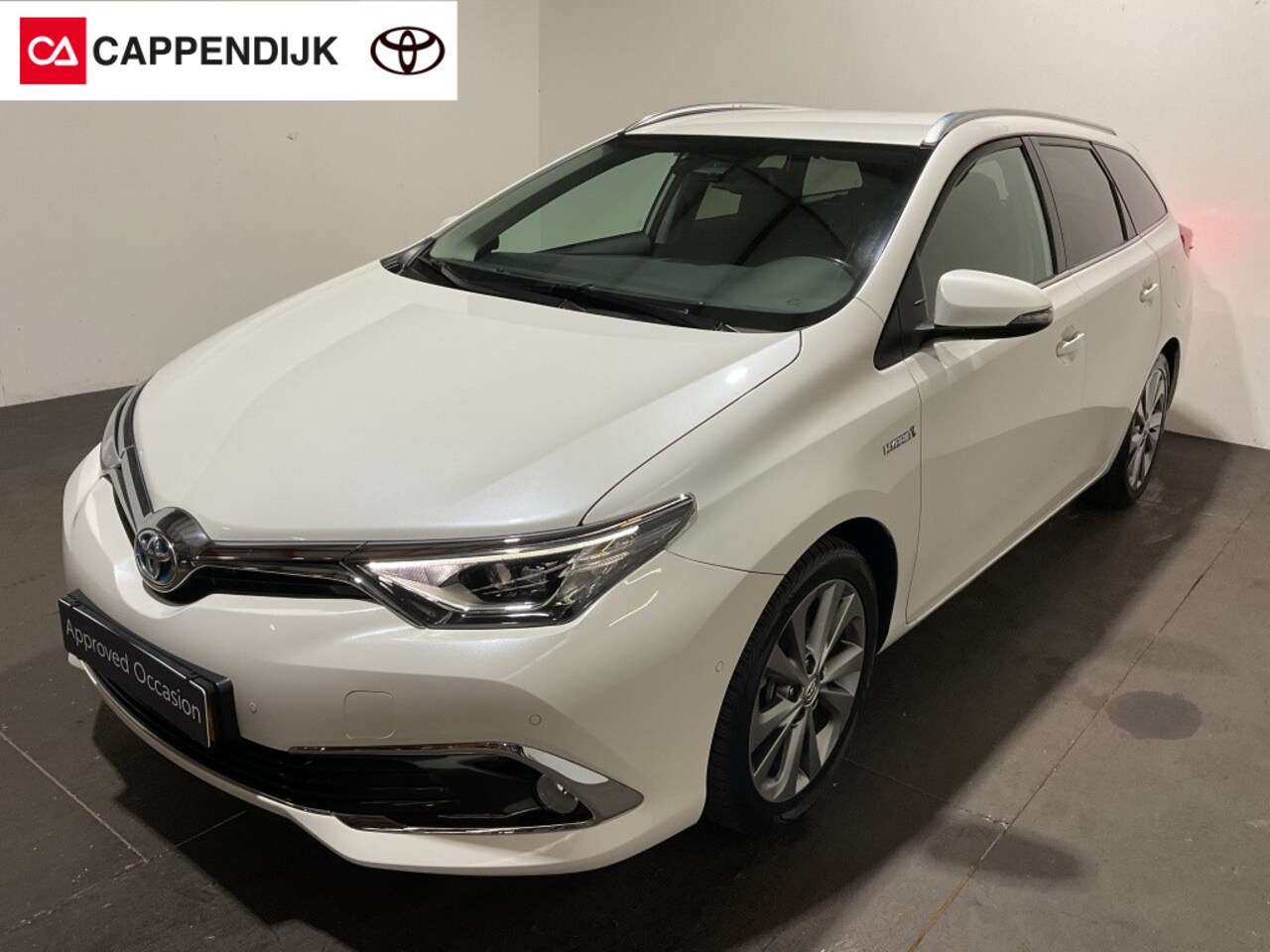 Toyota Auris - 1.8 Hybrid Executive 1.8 Hybrid Executive - AutoWereld.nl