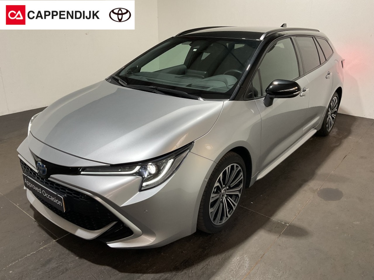 Toyota Corolla Touring Sports - | DEMO | 1.8 Hybrid Executive Navi | Bi-Tone | Camera | Blind-spot | - AutoWereld.nl