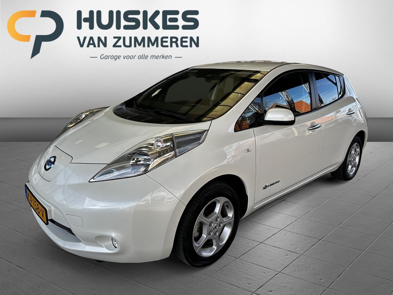 Nissan LEAF - Acenta 30 kWh | Navigatie | Stoelverwarming | Sepp Mogelijk! - AutoWereld.nl