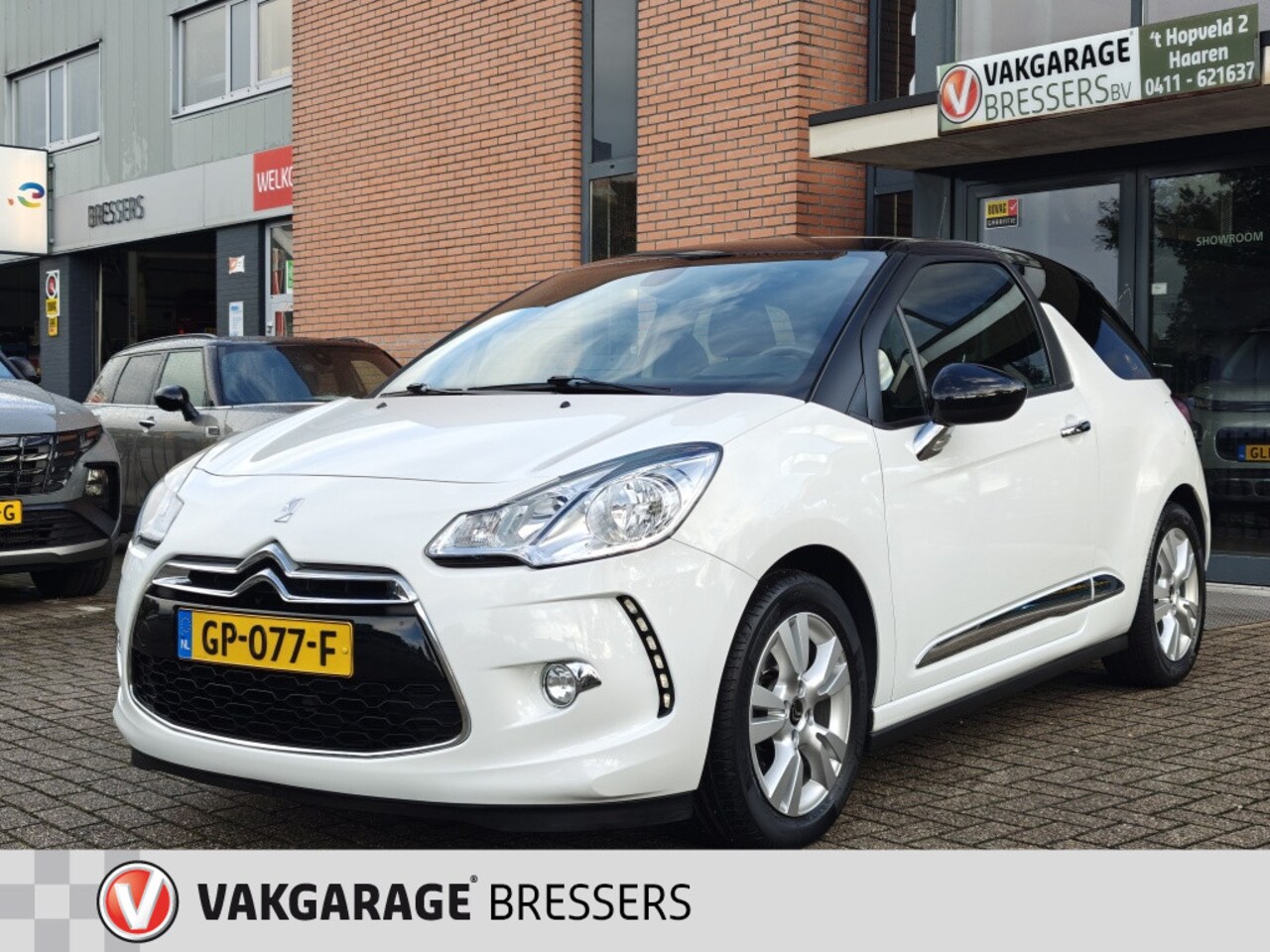 Citroën DS3 - 1.2 PureT. So Chic | Climate | Navi - AutoWereld.nl