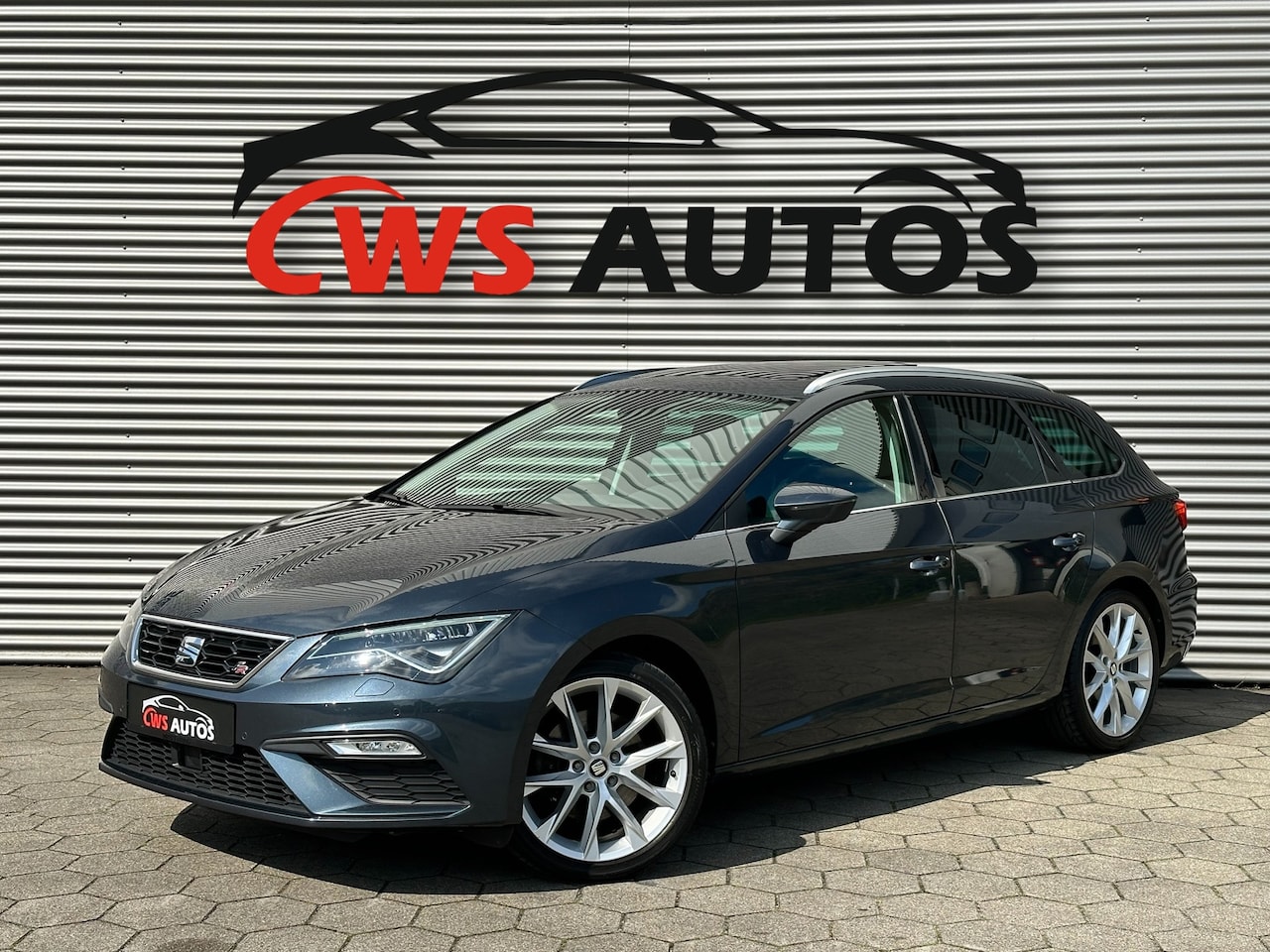 Seat Leon ST - 2.0 TSI FR 190PK PANO BEATS VIRTUAL CAMERA ACC - AutoWereld.nl