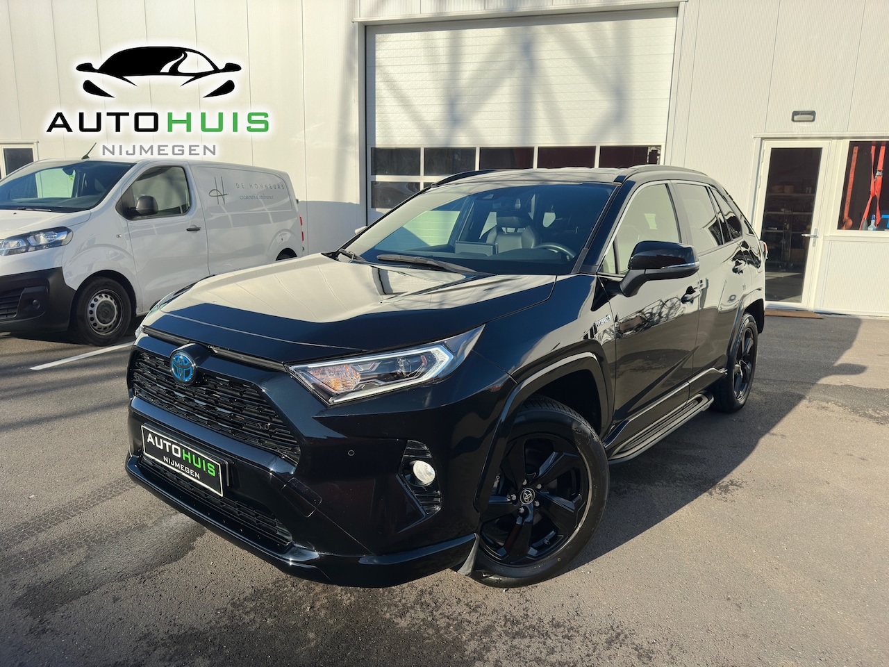 Toyota RAV4 - 2.5 Hybrid Dynamic Black edition Navigatiesysteem Cruise controle Achteruitijcamera - AutoWereld.nl