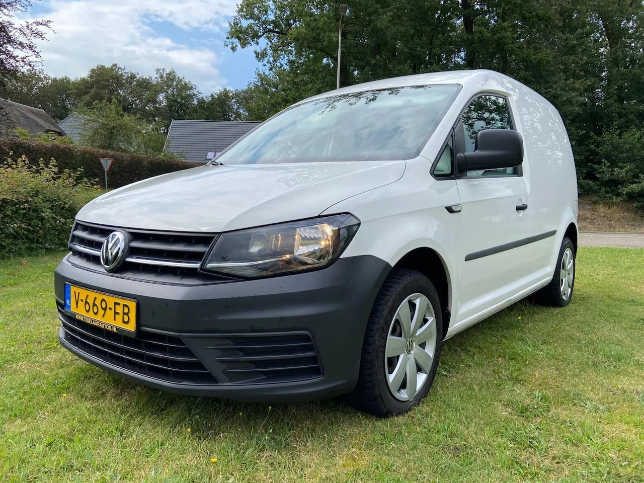 Volkswagen Caddy - 2.0 TDI L1H1 BMT Trendline 2.0 TDI L1H1 BMT Trendline - AutoWereld.nl