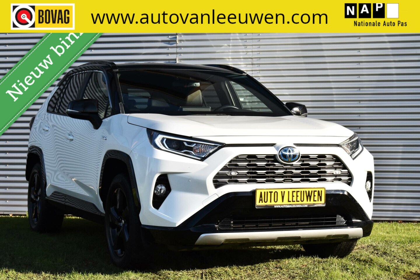 Toyota RAV4 - 2.5 Hybrid Bi-Tone CAMERA/NAVI/ACC/ELEK. A. KLEP/ETC.! - AutoWereld.nl