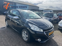 Peugeot 208 - 1.2 VTi navi-pdc