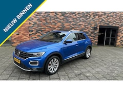 Volkswagen T-Roc - 2.0 TSI 4M. Sp. BnsR