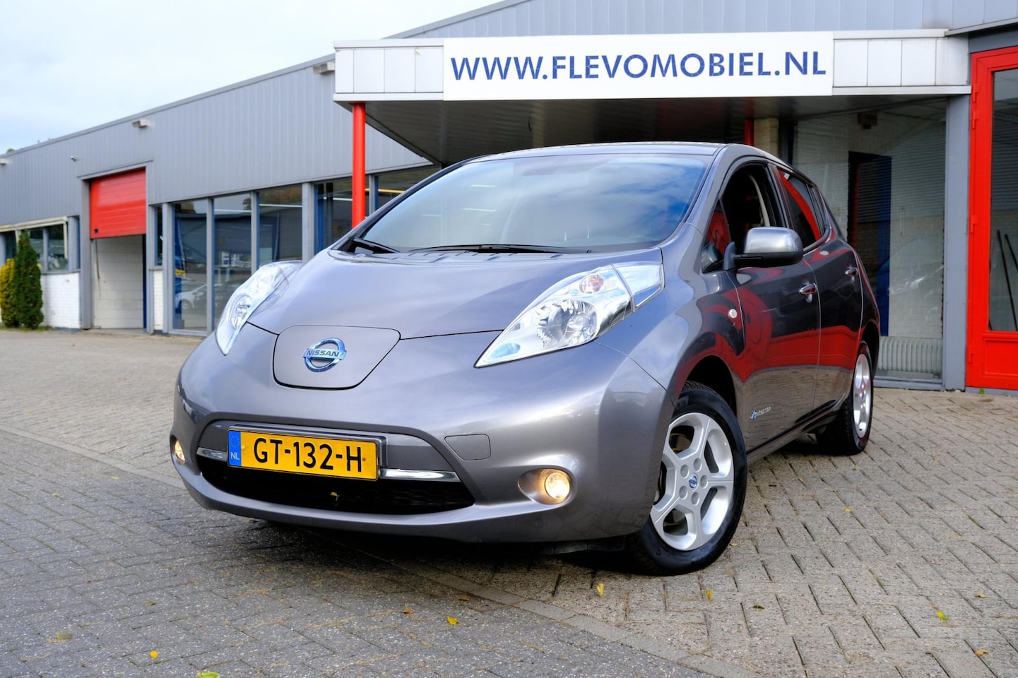 Nissan LEAF - Acenta 24 kWh Aut. *E 4.950 na subsidie* Navi|Cam|LMV|Clima - AutoWereld.nl