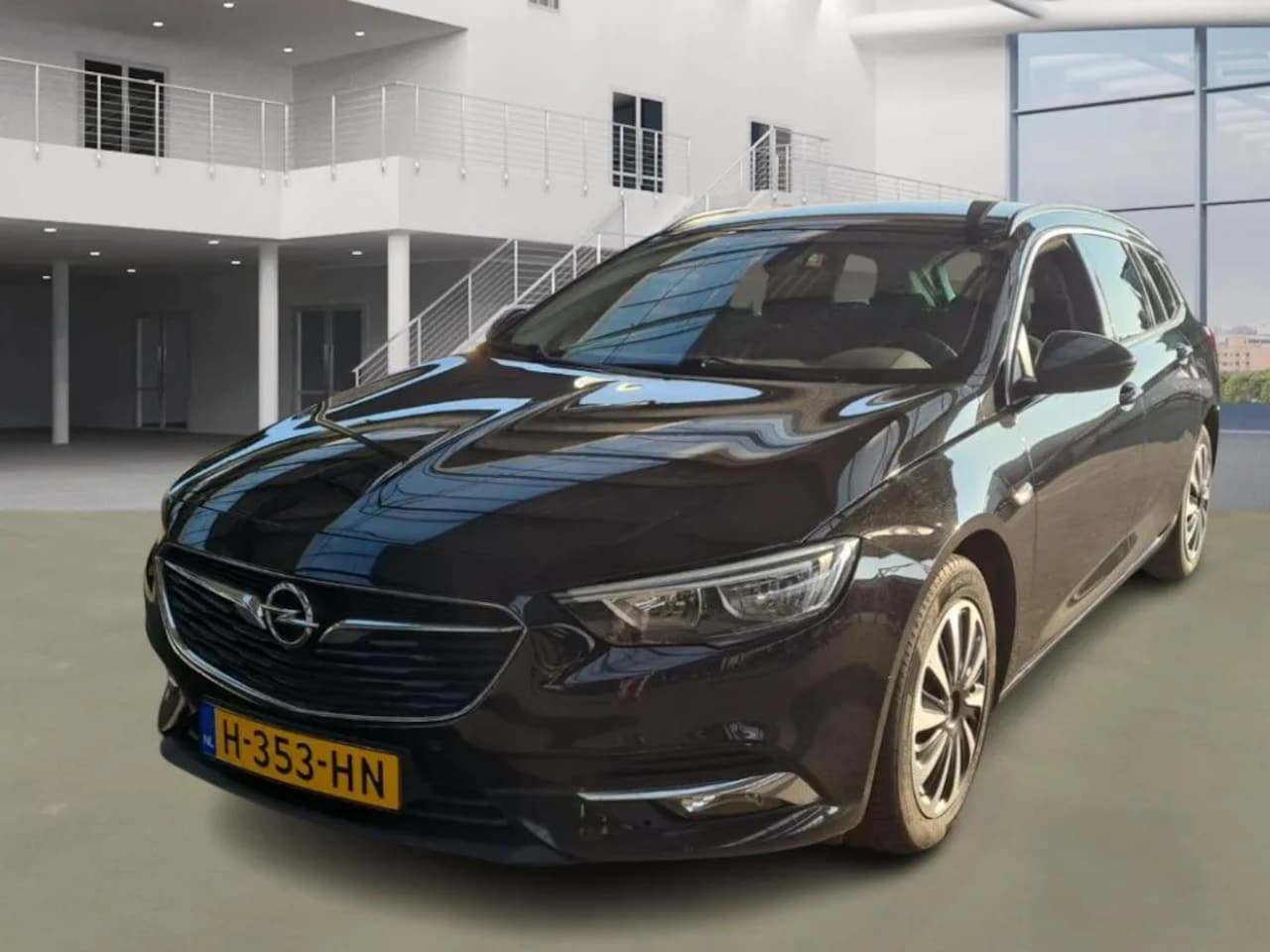 Opel Insignia Sports Tourer - 1.6 CDTI EcoTec Business Executive 1.6 CDTI EcoTec Business Executive - AutoWereld.nl