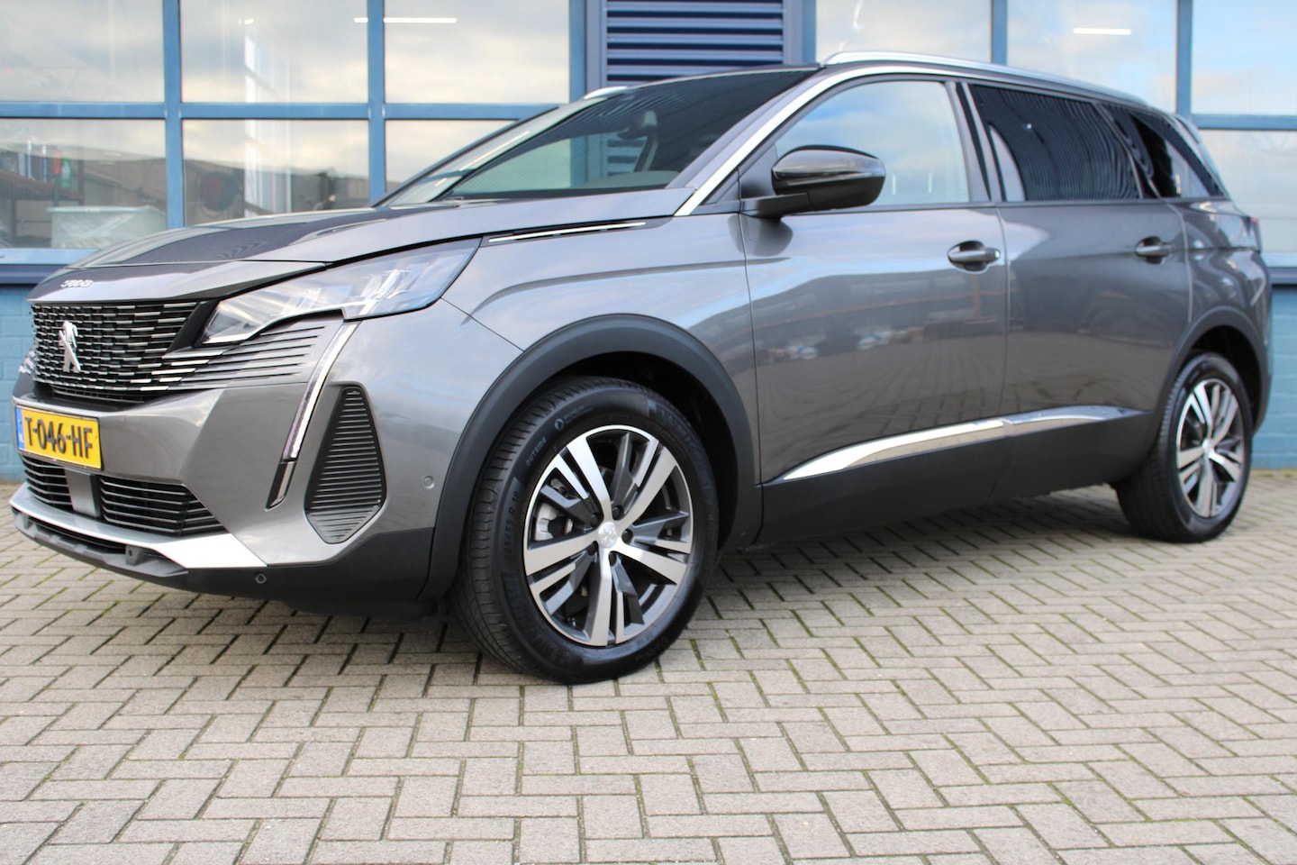 Peugeot 5008 - 1.2 PureTech Allure Pack Business 1.2 PureTech Allure Pack Business - AutoWereld.nl