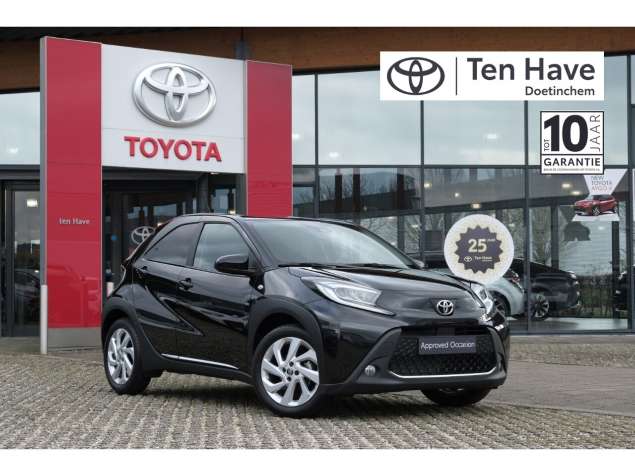 Toyota Aygo X - 1.0 VVT-i MT first | Apple CarPlay / Android Auto | Airco | Safe - AutoWereld.nl