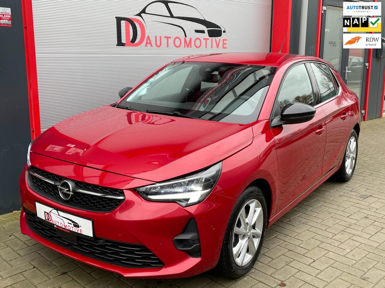 Opel Corsa - 1.2 Elegance AUT/CAMERA/CARPLAY/LANE/LED/CRUISE - AutoWereld.nl