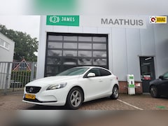 Volvo V40 - 1.6 T2 Kinetic 5 Deurs