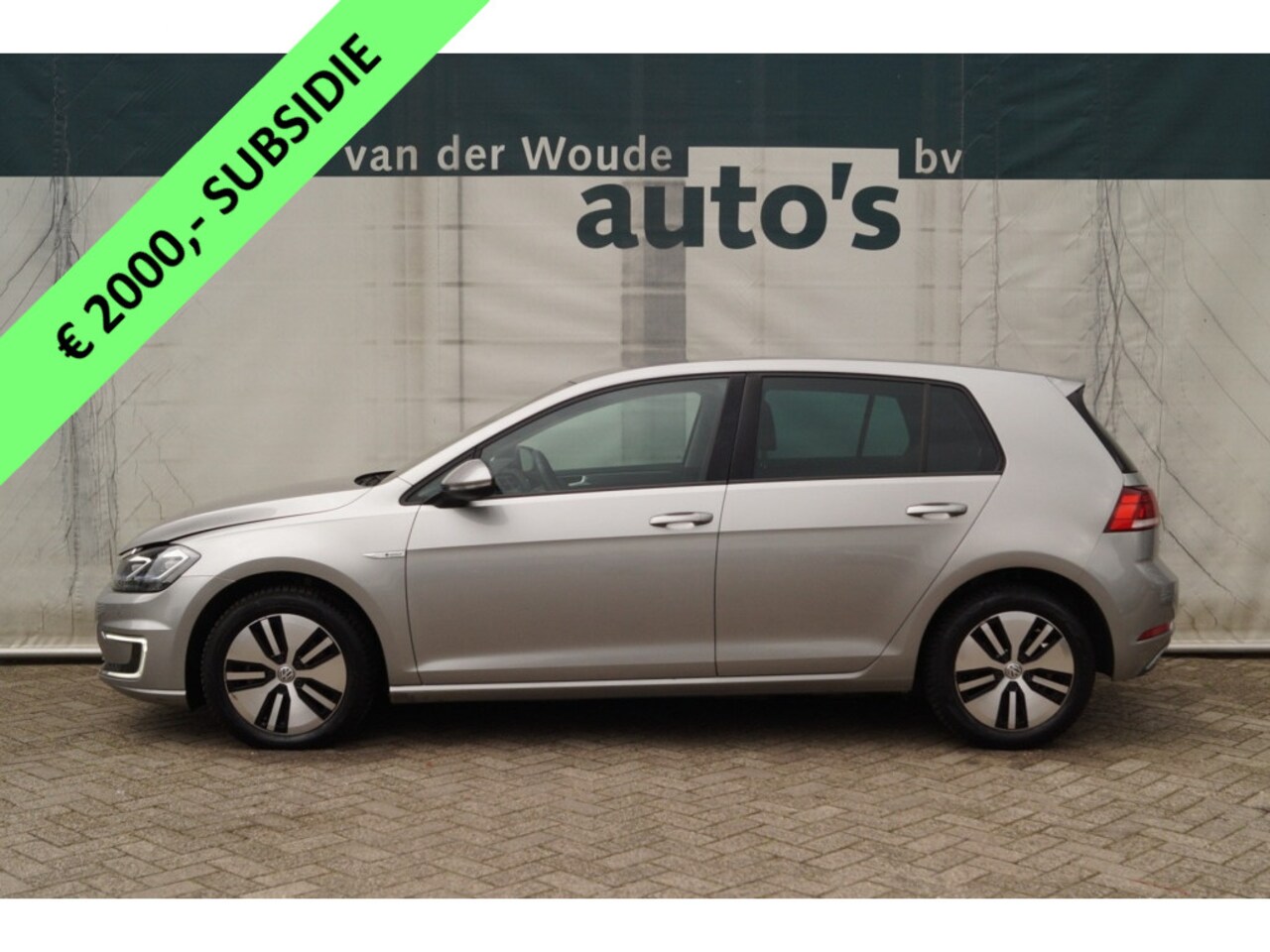 Volkswagen e-Golf - e-Golf Automaat -NAVI-ACC-LED-ECC-PDC- - AutoWereld.nl