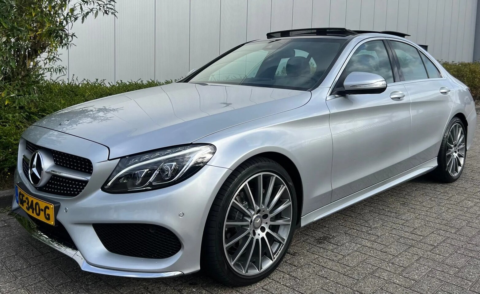 Mercedes-Benz C-klasse - 180 AMG PANO LED NAVI NAP - AutoWereld.nl